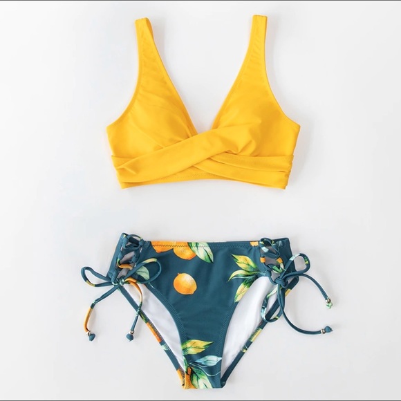 NEW Cupshe Yellow And Lemon Print Mid Waist Bikini Set Size XL - Picture 5 of 6